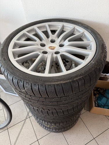 Porsche 911 - , (997)